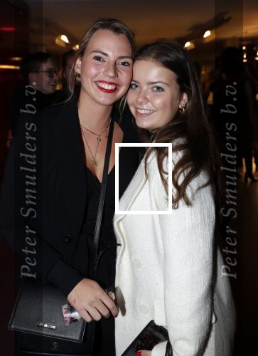 Amstelveen 23 september 2019
Premiere Renee v Wegberg zingt Shaffy en List in schouwburg Amstelveen.
fans