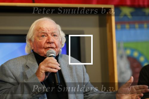 Vlaardingen 13 oktober 2020
Bassie en Adriaan openen in het Vlaardings Museum hun expositie over hun carrierre .
Bas v Toor en Aad v Toor hun vrouwen zijn natullrlijk ook aanwezig.