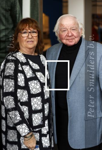 Vlaardingen 13 oktober 2020
Bassie en Adriaan openen in het Vlaardings Museum hun expositie over hun carrierre .
Bas v Toor en Aad v Toor hun vrouwen zijn natullrlijk ook aanwezig.