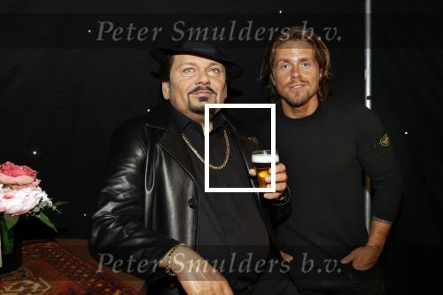 Amsterdam 8 oktober 2020
Beeld onthulling Andre Hazes sr bij madame Tussaud. Rachel en Andre Jr zijn allebei aanwezig.