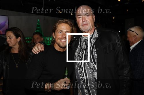 Amsterdam 8 oktober 2020
Beeld onthulling Andre Hazes sr bij madame Tussaud. Rachel en Andre Jr zijn allebei aanwezig. Andre Hazes Willem v Boxtel en Bachir Matta