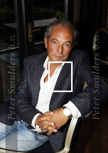 Amsterdam 25 mei 2020
Boekpresentatie Fien Vermeulen in het college Hotel.
Andre v d Toorn kreeg het eerste boek