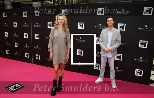 Amsterdam 5 oktober 2020
Bijeenkomst influencers inzake free a girl in hotel Krasnapolsky. Annekee Molenaar en Nino Wilkes