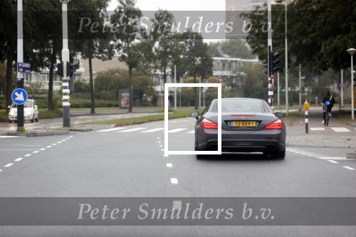 Amsterdam 28 september 2020
Annemarie v Gaal rijdt in haar mercedes 500SL in amsterdam zuid.