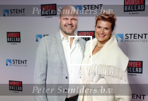 Gouda 12 oktober 2020
Premiere Murder Ballad in schouwburg Gouda. Anouk v Nes met partner