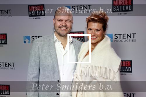Gouda 12 oktober 2020
Premiere Murder Ballad in schouwburg Gouda. Anouk v Nes met partner