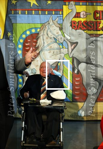 Vlaardingen 13 oktober 2020
Bassie en Adriaan openen in het Vlaardings Museum hun expositie over hun carrierre .
Bas v Toor en Aad v Toor hun vrouwen zijn natullrlijk ook aanwezig.