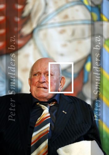 Vlaardingen 13 oktober 2020
Bassie en Adriaan openen in het Vlaardings Museum hun expositie over hun carrierre .
Bas v Toor en Aad v Toor hun vrouwen zijn natullrlijk ook aanwezig.