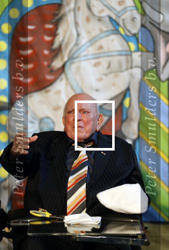 Vlaardingen 13 oktober 2020
Bassie en Adriaan openen in het Vlaardings Museum hun expositie over hun carrierre .
Bas v Toor en Aad v Toor hun vrouwen zijn natullrlijk ook aanwezig.
