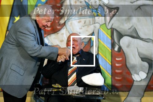 Vlaardingen 13 oktober 2020
Bassie en Adriaan openen in het Vlaardings Museum hun expositie over hun carrierre .
Bas v Toor en Aad v Toor hun vrouwen zijn natullrlijk ook aanwezig.