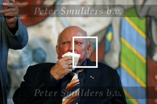 Vlaardingen 13 oktober 2020
Bassie en Adriaan openen in het Vlaardings Museum hun expositie over hun carrierre .
Bas v Toor en Aad v Toor hun vrouwen zijn natullrlijk ook aanwezig.