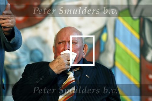 Vlaardingen 13 oktober 2020
Bassie en Adriaan openen in het Vlaardings Museum hun expositie over hun carrierre .
Bas v Toor en Aad v Toor hun vrouwen zijn natullrlijk ook aanwezig.