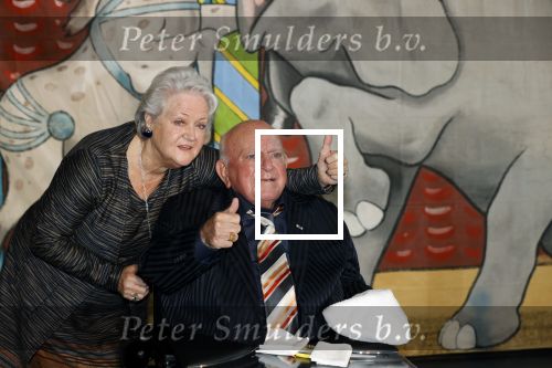 Vlaardingen 13 oktober 2020
Bassie en Adriaan openen in het Vlaardings Museum hun expositie over hun carrierre .
Bas v Toor en Aad v Toor hun vrouwen zijn natullrlijk ook aanwezig.