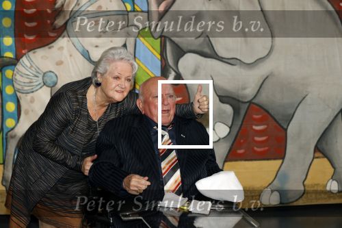 Vlaardingen 13 oktober 2020
Bassie en Adriaan openen in het Vlaardings Museum hun expositie over hun carrierre .
Bas v Toor en Aad v Toor hun vrouwen zijn natullrlijk ook aanwezig.