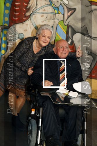 Vlaardingen 13 oktober 2020
Bassie en Adriaan openen in het Vlaardings Museum hun expositie over hun carrierre .
Bas v Toor en Aad v Toor hun vrouwen zijn natullrlijk ook aanwezig.