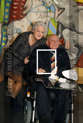 Vlaardingen 13 oktober 2020
Bassie en Adriaan openen in het Vlaardings Museum hun expositie over hun carrierre .
Bas v Toor en Aad v Toor hun vrouwen zijn natullrlijk ook aanwezig.