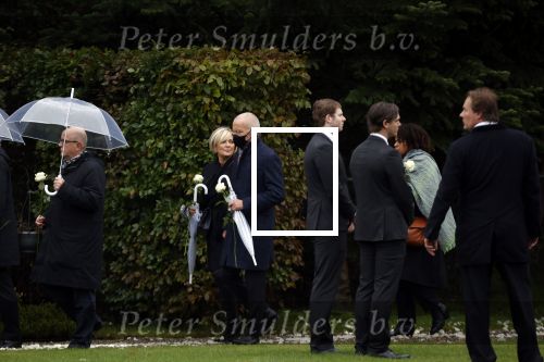 Naarden 8 oktober 2020
Begrafenis Jan des Bouvrie  op algemene begraafplaats Nieuw Valkeveen.
Caroline Tensen kwam met haar man Ernst Jan