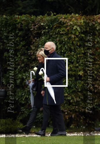 Naarden 8 oktober 2020
Begrafenis Jan des Bouvrie  op algemene begraafplaats Nieuw Valkeveen.
Caroline Tensen kwam met haar man Ernst Jan