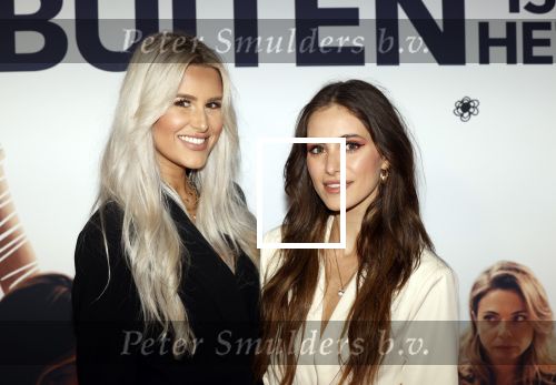 Utrecht 28 september 2020
Premiere buiten is het beter tijdens het nederlands film festival.
Cassidy Roeks met een vriendin