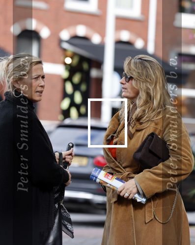 Amsterdam 7 oktober 2020
Claudia Schoemacher met een kennis op de cornelis schuytstraat