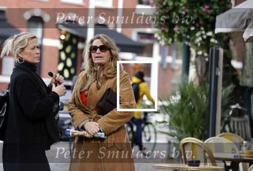 Amsterdam 7 oktober 2020
Claudia Schoemacher met een kennis op de cornelis schuytstraat