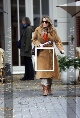 Amsterdam 7 oktober 2020
Claudia Schoemacher met een kennis op de cornelis schuytstraat