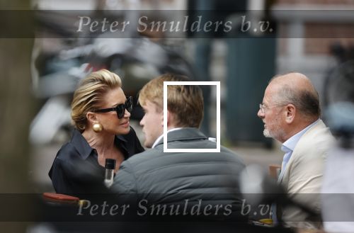 Amsterdam 23 september 2020
Connie Witteman met haar ex vriend Frans v Maarschalkerwaart op terras op de cornelis schuytstraat