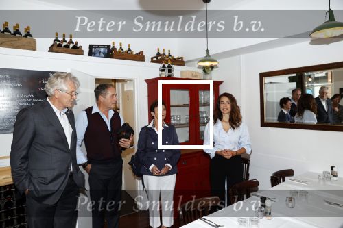 Amsterdam 27 september 2020
Expositie Davide Heijmans . De expositie heet 24/24 San remo en  hangt bij restaurant La Trattoria Di Donna Sofia in de Jordaan.
