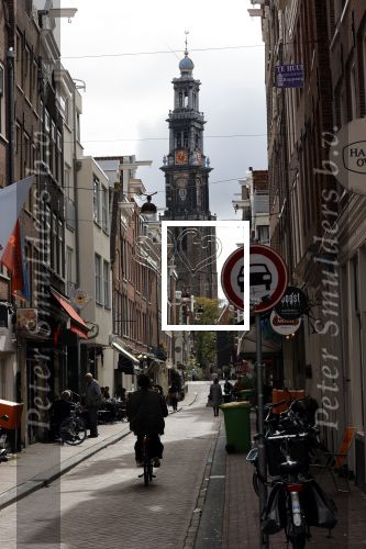 Amsterdam 27 september 2020
Expositie Davide Heijmans . De expositie heet 24/24 San remo en  hangt bij restaurant La Trattoria Di Donna Sofia in de Jordaan. de Westertoren