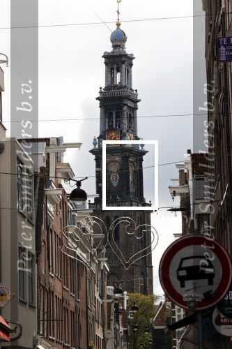 Amsterdam 27 september 2020
Expositie Davide Heijmans . De expositie heet 24/24 San remo en  hangt bij restaurant La Trattoria Di Donna Sofia in de Jordaan. de Westertoren