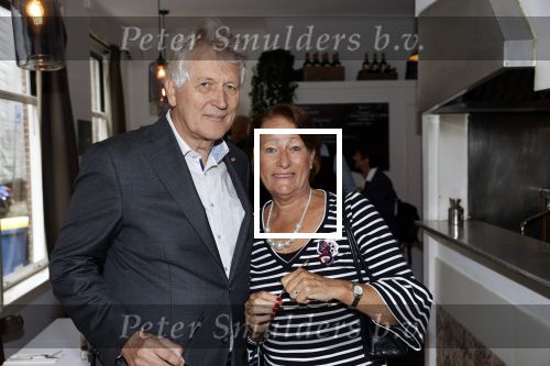Amsterdam 27 september 2020
Expositie Davide Heijmans . De expositie heet 24/24 San remo en  hangt bij restaurant La Trattoria Di Donna Sofia in de Jordaan. Dirk Scheringa met zijn vrouw