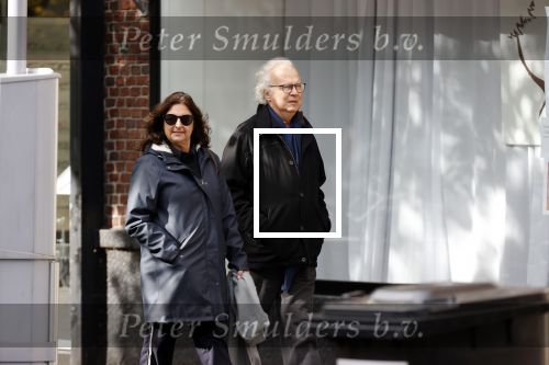 Amsterdam 2 oktober 2020
Eddy Habbema met zijn vrouw aan het wandelen in Amsterdam zuid