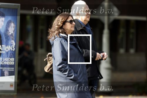 Amsterdam 2 oktober 2020
Eddy Habbema met zijn vrouw aan het wandelen in Amsterdam zuid