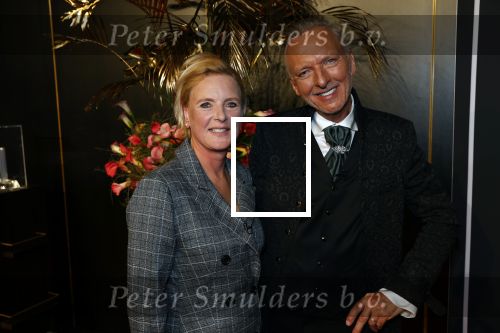 Noordwijk 16 oktober 2020
Boekpresentatie Martien Meiland in hotel Huis ter Duin .
Martien kwam met zijn vrouw Erica dochters Maxime en Montana.