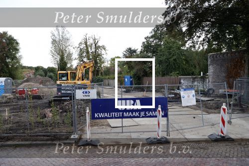 Abcoude 9 oktober 2020
In Abcoude wonen tegenwoordig heel veel bekende Nederlanders .
Het huis van Eva Jinek