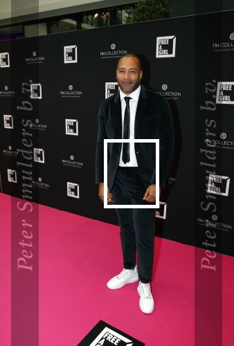 Amsterdam 5 oktober 2020
Bijeenkomst influencers inzake free a girl in hotel Krasnapolsky. Everon Jackson Hooi