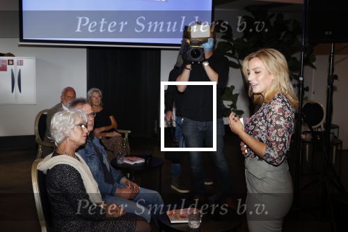 Amsterdam 25 mei 2020
Boekpresentatie Fien Vermeulen in het college Hotel.