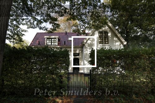 Velzen zuid 10 oktober 2020
Floortje Dessing heeft op landgoed Waterland een nieuw huis gekocht