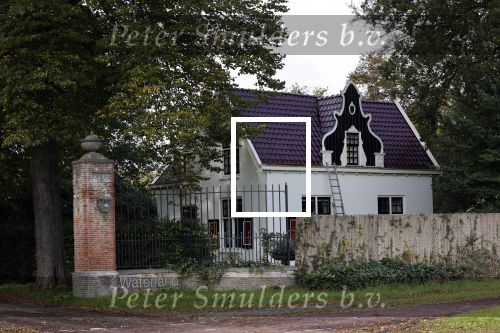 Velzen zuid 10 oktober 2020
Floortje Dessing heeft op landgoed Waterland een nieuw huis gekocht