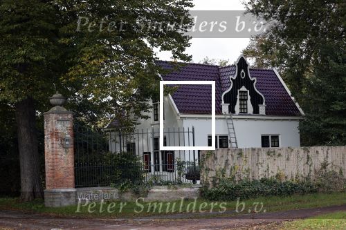 Velzen zuid 10 oktober 2020
Floortje Dessing heeft op landgoed Waterland een nieuw huis gekocht