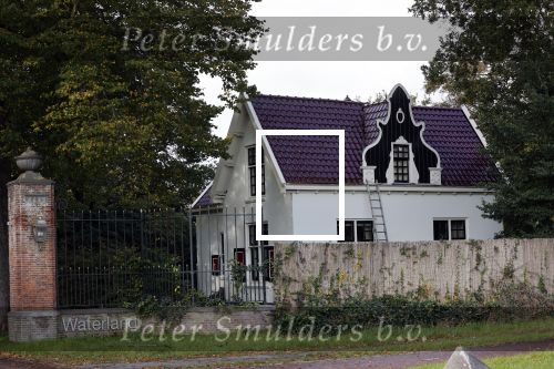 Velzen zuid 10 oktober 2020
Floortje Dessing heeft op landgoed Waterland een nieuw huis gekocht