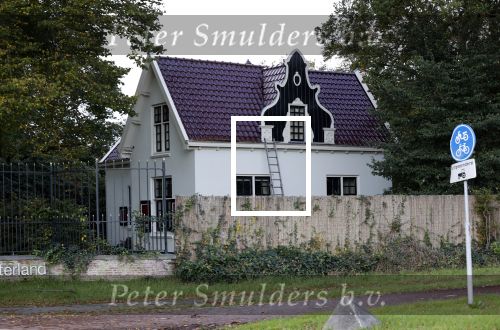 Velzen zuid 10 oktober 2020
Floortje Dessing heeft op landgoed Waterland een nieuw huis gekocht