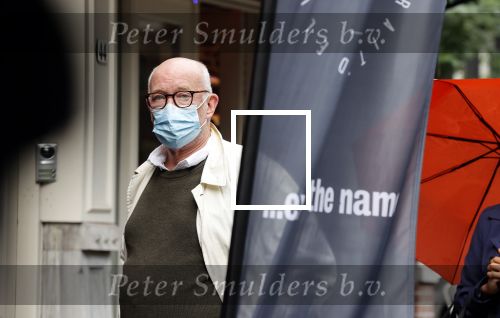 Amsterdam 30 september 2020
Frans Mulder doet boodschappen met een mondkapje.