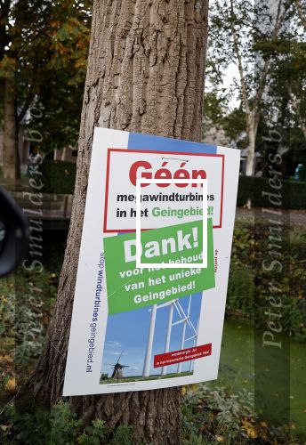 Abcoude 9 oktober 2020
In Abcoude wonen tegenwoordig heel veel bekende Nederlanders .
De bewoners van abcoude willen geen mega Windturbines
