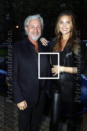 Amsterdam 29 september 2020
Presetatie Amsterdam XXXL magazine met Kim Feenstra op de cover. Kim Feenstra  Mark Teurlings en Jimena Rico
