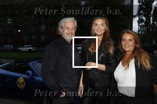 Amsterdam 29 september 2020
Presetatie Amsterdam XXXL magazine met Kim Feenstra op de cover. Kim Feenstra  Mark Teurlings en Jimena Rico