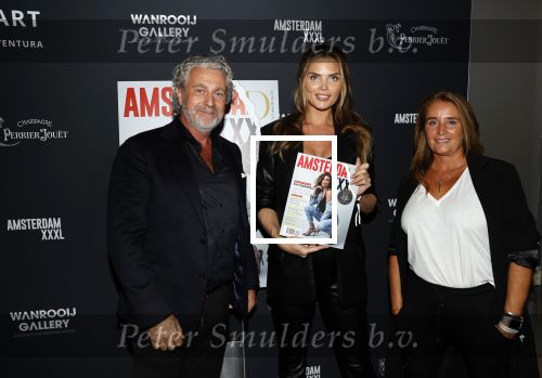 Amsterdam 29 september 2020
Presetatie Amsterdam XXXL magazine met Kim Feenstra op de cover. Kim Feenstra  Mark Teurlings en Jimena Rico