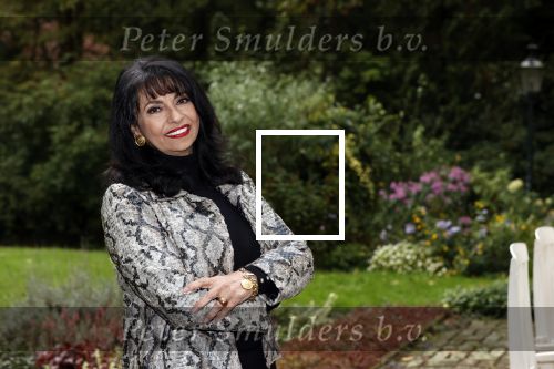 Hollandsche Rading 5 oktober 2020
Laura Fygi in haar tuin.