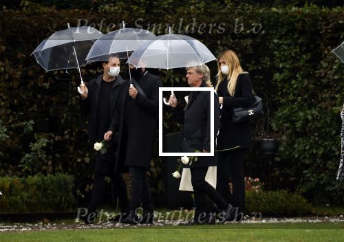 Naarden 8 oktober 2020
Begrafenis Jan des Bouvrie  op algemene begraafplaats Nieuw Valkeveen.
Leco v Zadelhoff en Fred v Leer