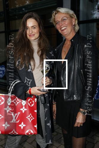 Amsterdam 29 september 2020
Presetatie Amsterdam XXXL magazine met Kim Feenstra op de cover. 
Loes v Delft